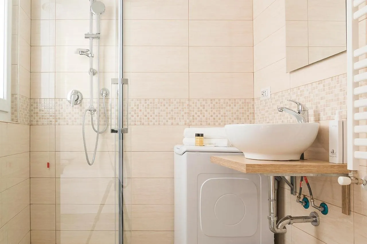 Hacca Collection - Porta Romana Apartment Milan 0*,  Italy