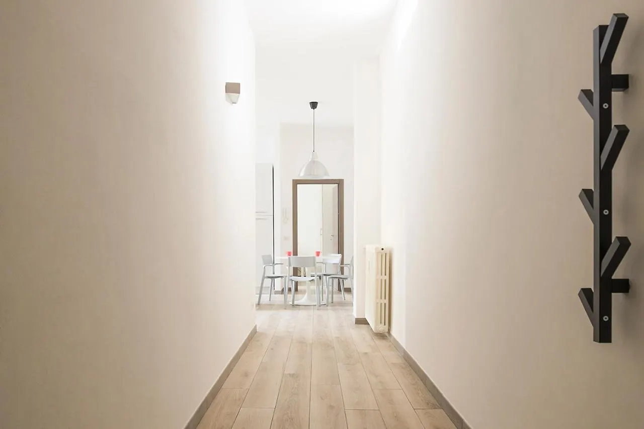 Hacca Collection - Porta Romana Apartment Milan