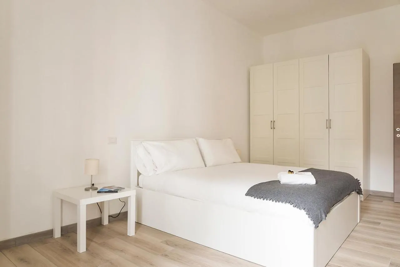 Hacca Collection - Porta Romana Apartment Milan