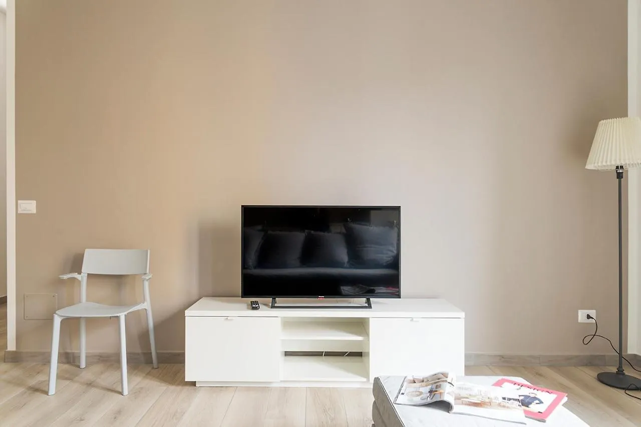 Hacca Collection - Porta Romana Apartment Milan Italy